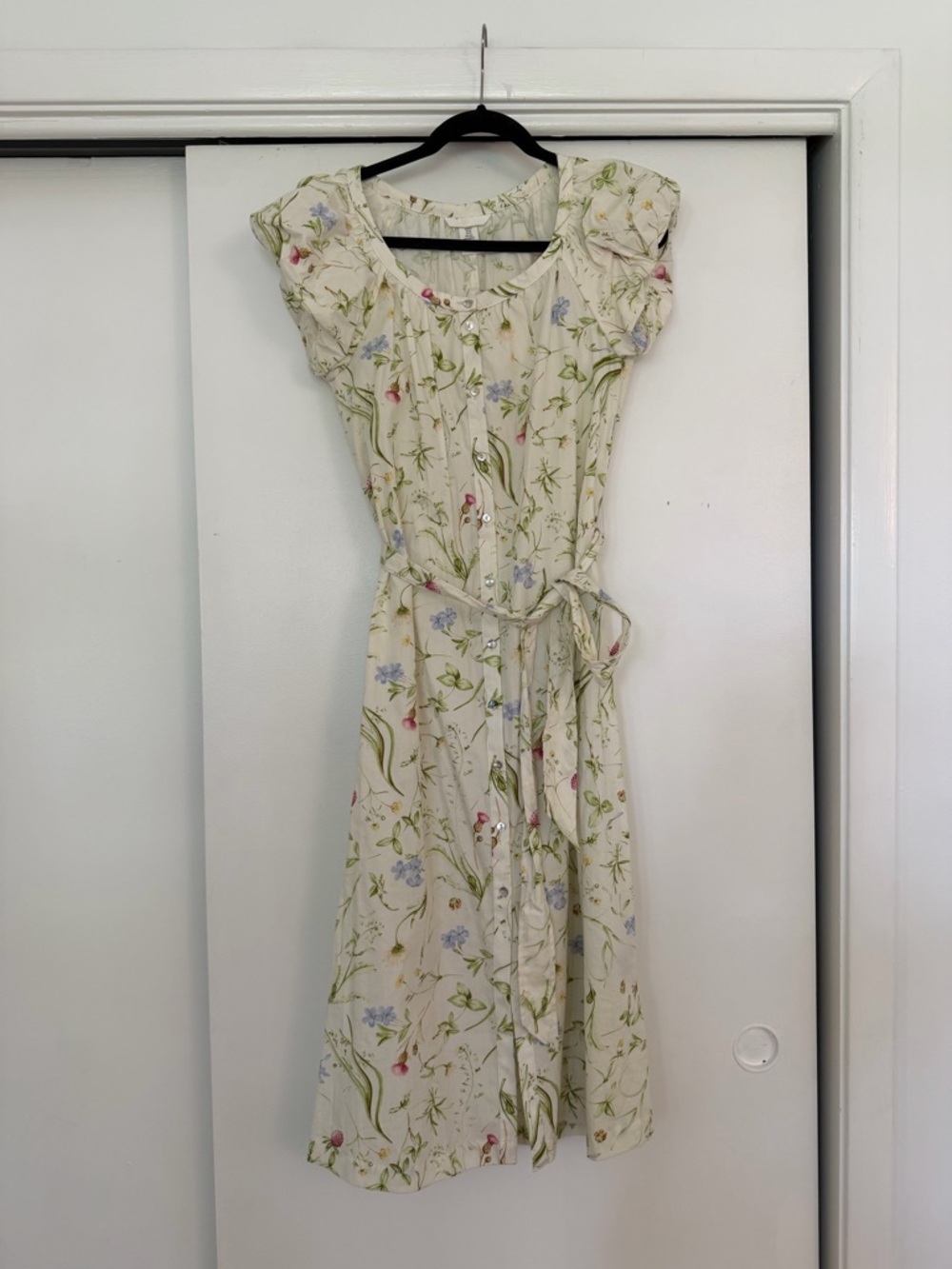 H&M Cream Floral Button-Front Midi Dress